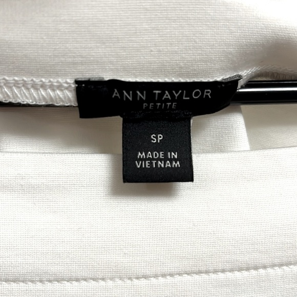 Like-new Plaid Ann Taylor Shirt - Picture 4 of 4